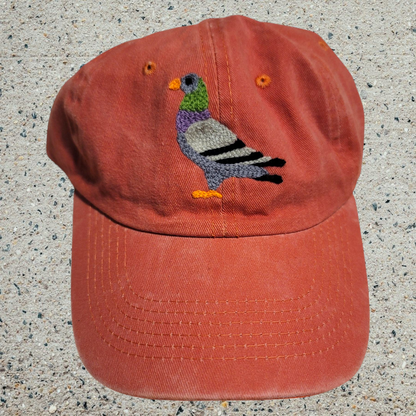 Le Pigeon Caps